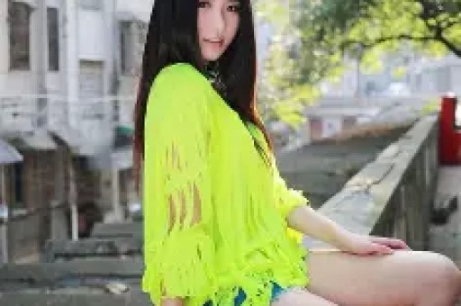 一天3个瓜！女星被大佬操控、顶流恋情曝光杨颖被牵连 个个大瓜